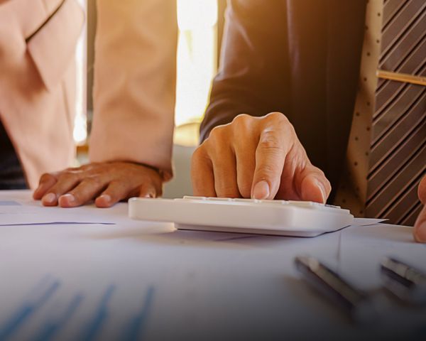 Administración y finanzas con salida para trabajar