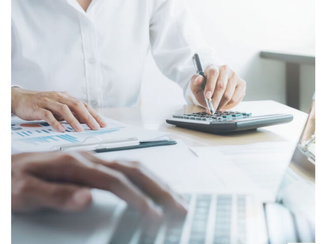 FP Administración y Finanzas adaptada al mercado laboral - Julio 2023 Efa El Campico